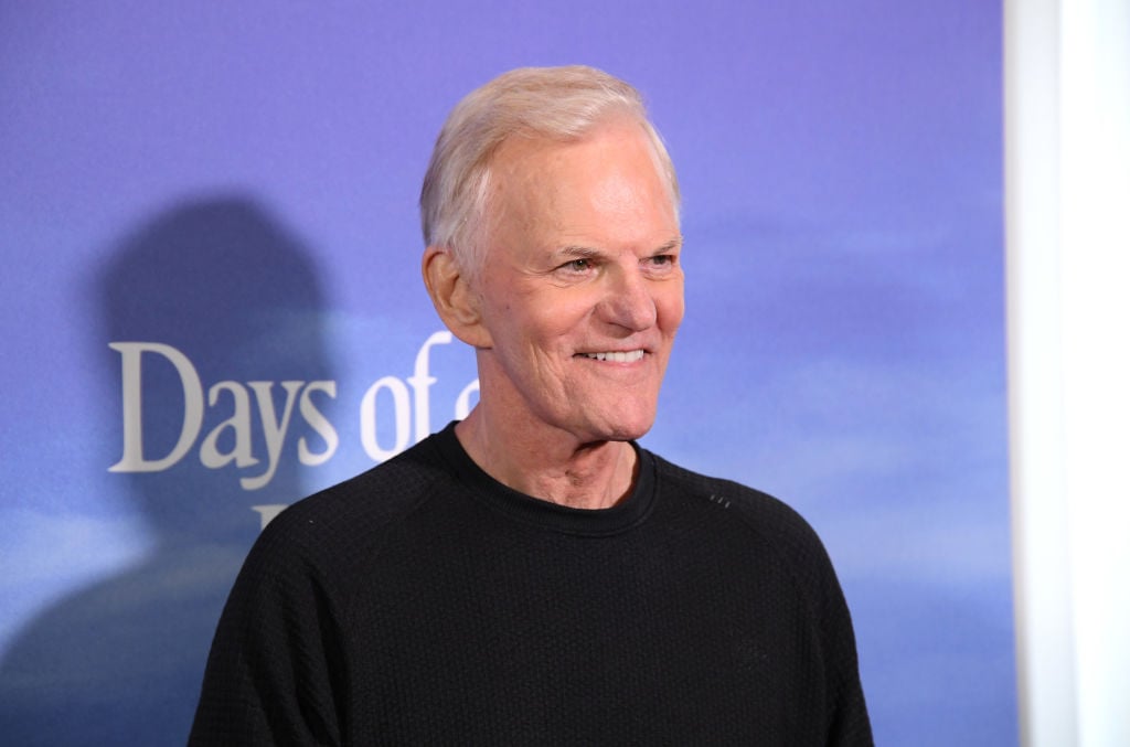 Celebrity Net Worth logo