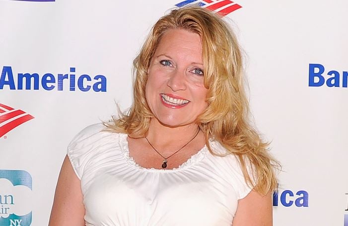 Celebrity Net Worth logo