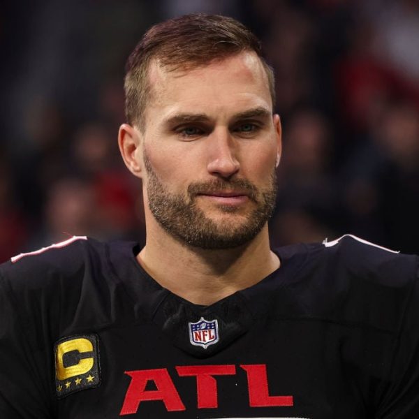 Celebrity Net Worth logo